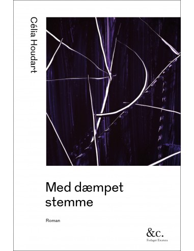 Med dæmpet stemme