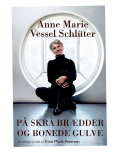 På skrå brædder og bonede...