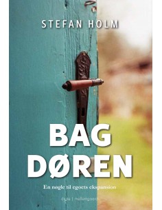 Bag døren