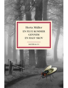 En flue kommer gennem en...