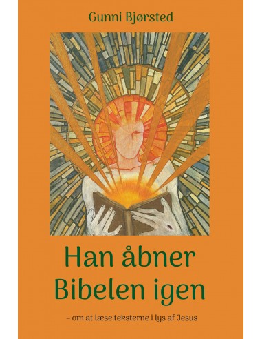 Han åbner Bibelen igen